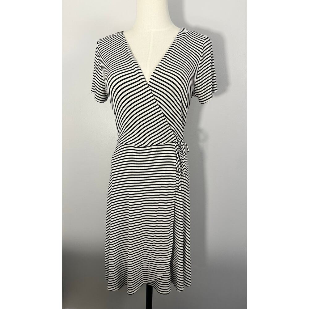 Everly Nautical Stripe Faux Wrap Dress L Quiet Luxury Coastal Minimalist